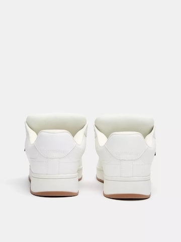 Baskets basses Pull&Bear en blanc