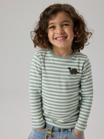 NAME IT Shirt 'NMMVILLY' in Grün: Vorderseite