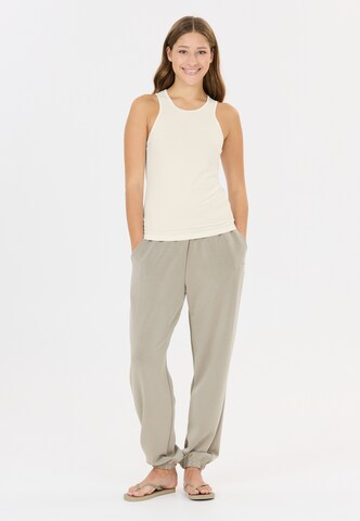 Athlecia Sports top 'Almi V2' in White