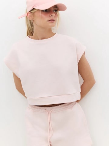 No Matter What Shirt in Roze: voorkant