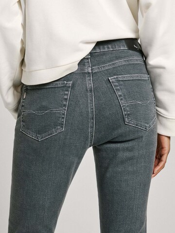 Pepe Jeans Slim fit Jeans in Grey
