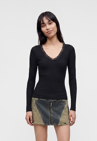 ONLY Shirt 'ONLSARA SHARAI' in Black: front