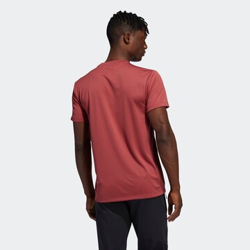 Coupe regular T-Shirt fonctionnel ADIDAS SPORTSWEAR en rouge