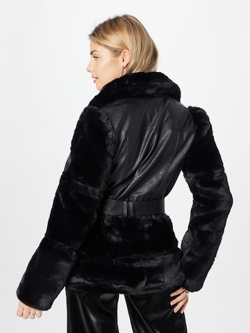 River Island Jacke in Schwarz