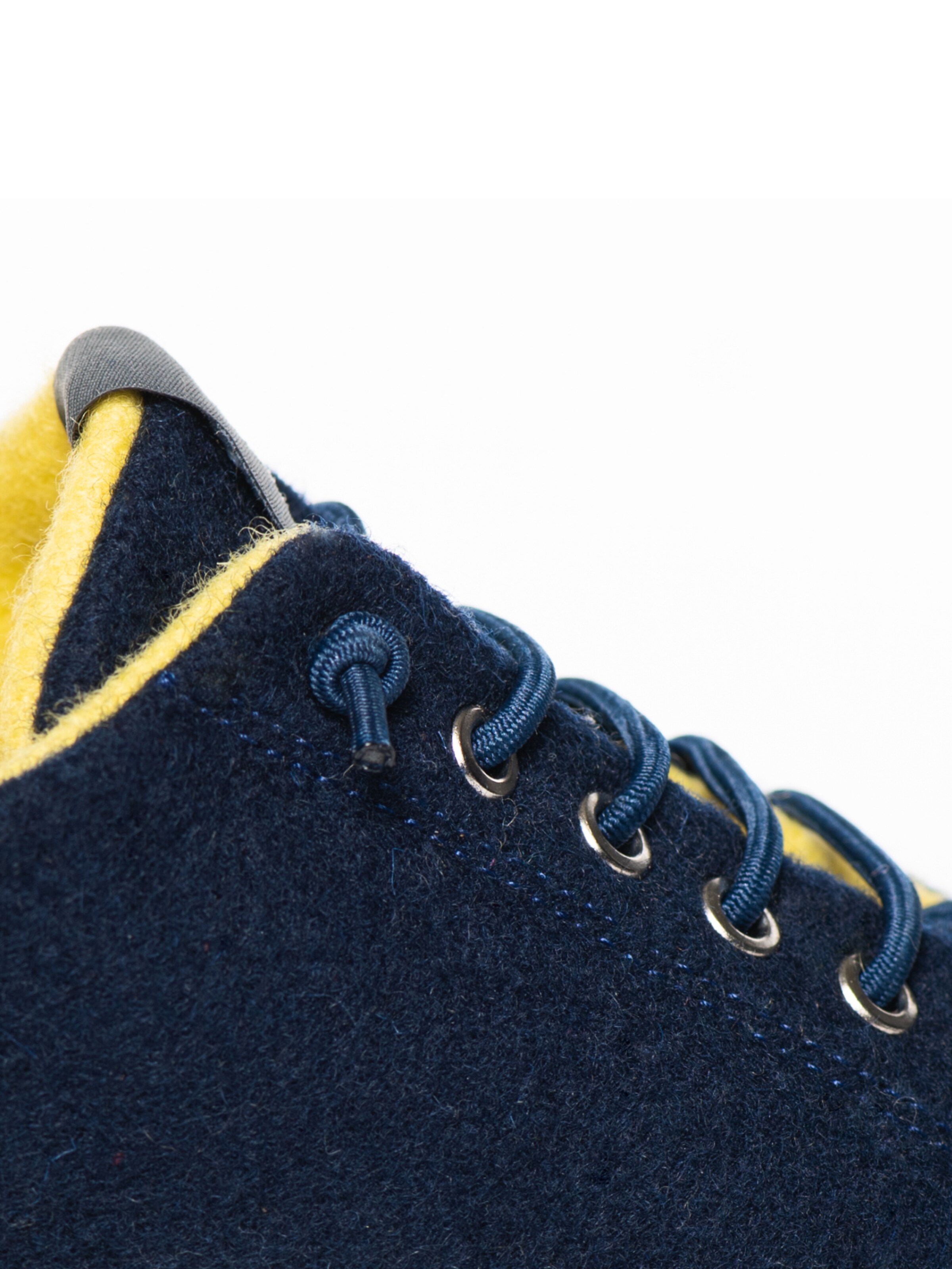 Baabuk Platform trainers 'Urban Wooler' in Blue