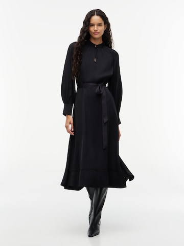 Robe TOMMY HILFIGER en noir : devant