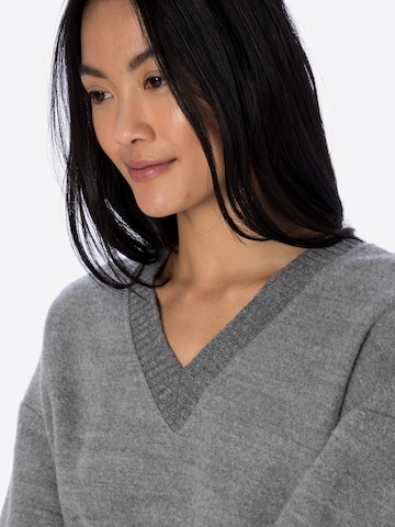 Max Mara Leisure - Jersey 'MOLA' en gris