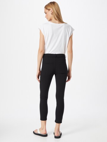 Coupe slim Pantalon 'Carma' minus en noir