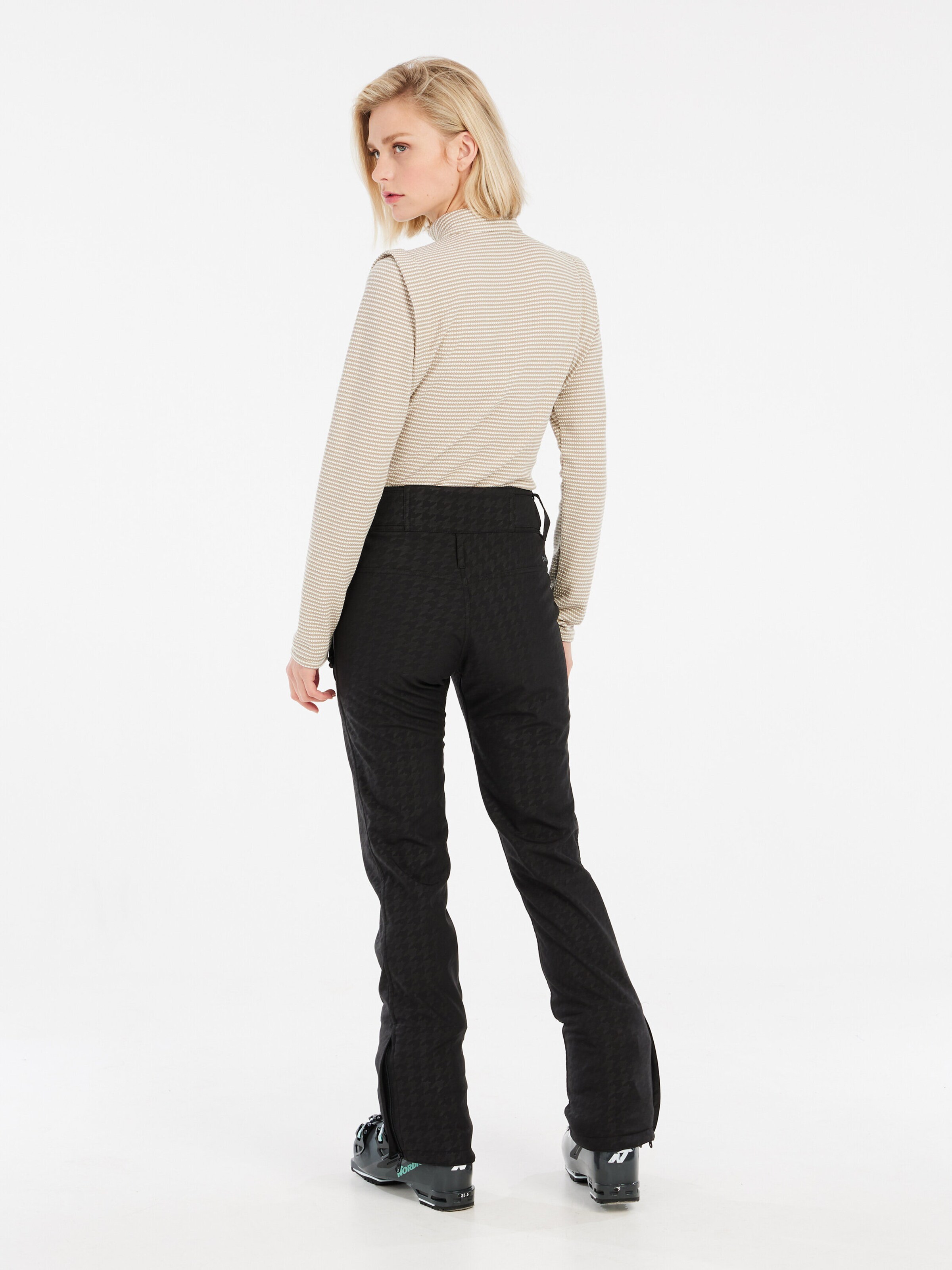 PROTEST Slim fit Workout Pants 'PRTANGLE24' in Black