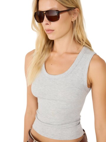 Alexa Dash Top – šedá