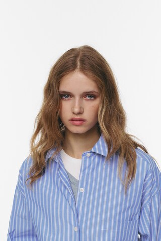 Pull&Bear Blouse in Blauw