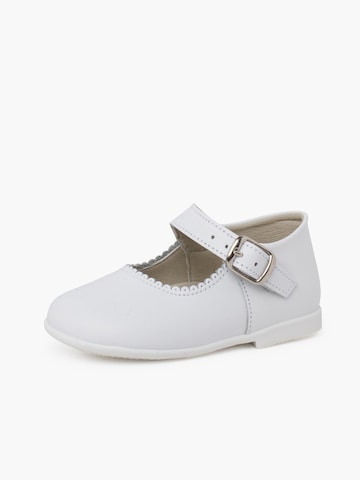 Chaussure basse Pisamonas en blanc : devant