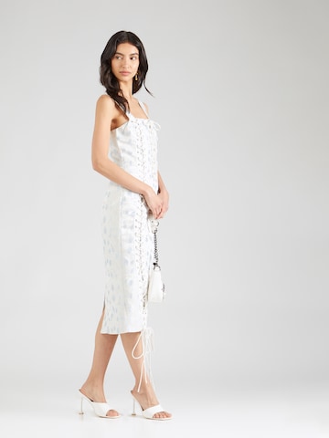 Robe True Decadence en blanc