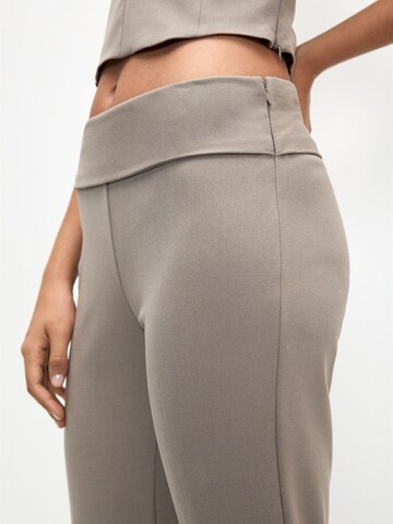 Pull&Bear Flared Pants in Grey
