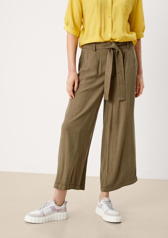 s.Oliver Wide leg Pleat-Front Pants in Green