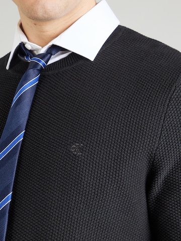 Pullover di Calvin Klein in nero