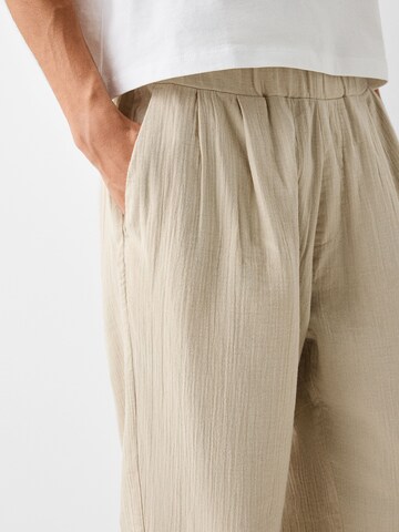 Bershka Loosefit Hose in Beige