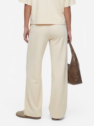 Completo pantalone 'Inga' di studioselect in giallo
