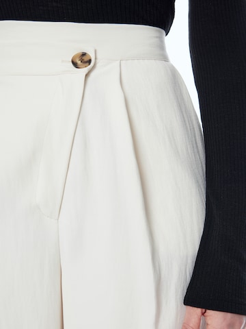 Wide leg Pantaloni 'Nena' di EDITED in bianco