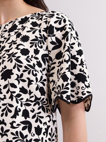 Phase Eight Bluse in Schwarz: Seite