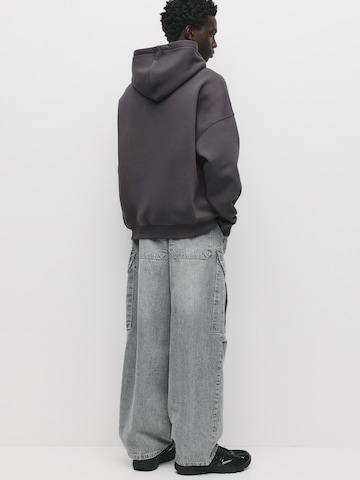 Pull&Bear Sweatshirt in Grau