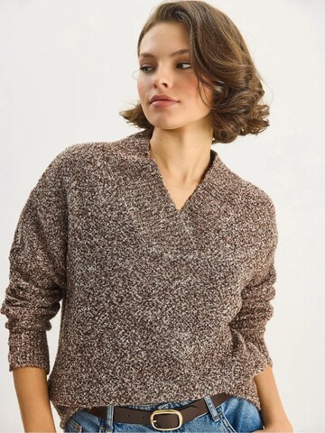 Bianco LucciPulover 'Pullover' - smeđa boja