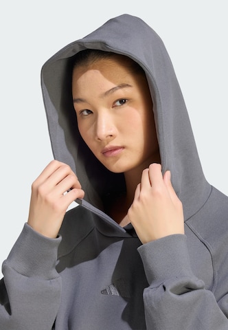 ADIDAS SPORTSWEAR - Sweatshirt de desporto 'AK' em cinzento