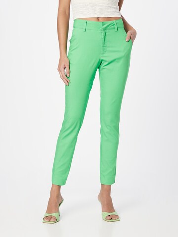 Coupe slim Pantalon chino 'Lea' Kaffe en vert : devant