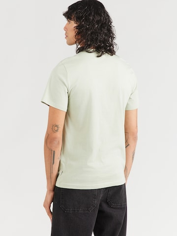 MUSTANG Paita 'AUSTIN' värissä vihreä