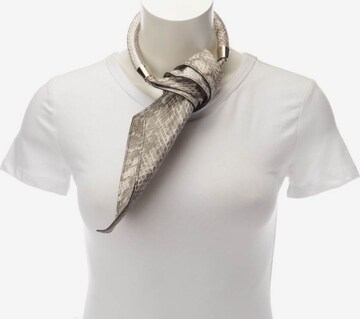 Tod's Scarf & Wrap in One size in White: front