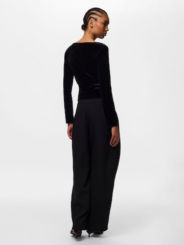 PIECES - Top 'PCROYA' en negro