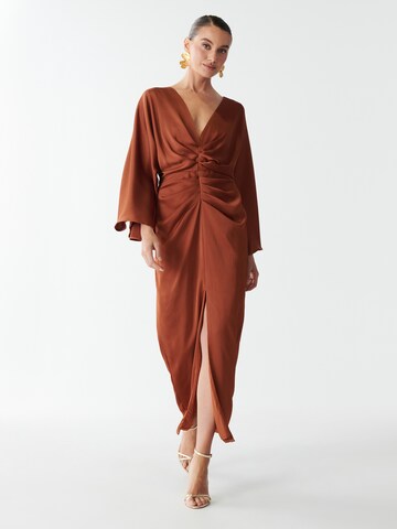 Rochie de seară 'Deliliah' de la Sável pe portocaliu