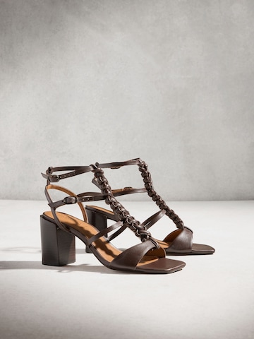 Next - Sandalias con hebilla 'N. Premium' en marrón