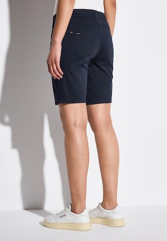 STREET ONE Slimfit Shorts 'Bermuda' in Blau