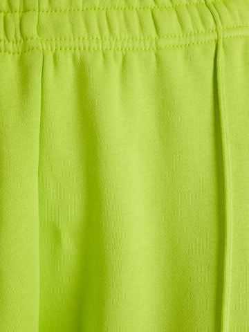 Nike Sportswear Övergångsjacka i grön