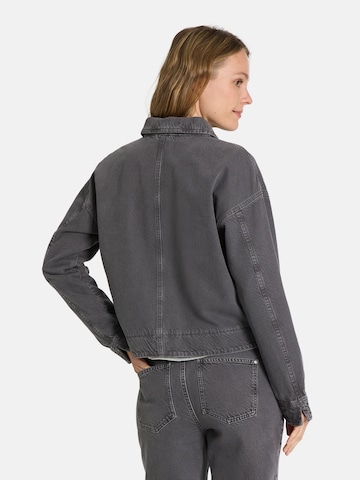 Veste mi-saison 'ChelseyL' LIEBLINGSSTÜCK en gris