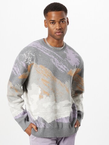LEVI'S ® Sweater 'Levi's® Men's Stay Loose Crewneck Sweater' in Grey: front