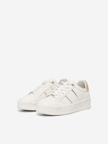 ONLY - Zapatillas deportivas bajas 'ONLSKYLER-1' en blanco
