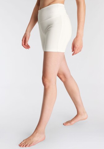 LASCANA Skinny Sporthose in Beige