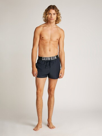 Calvin Klein Swimwear Badshorts i blå