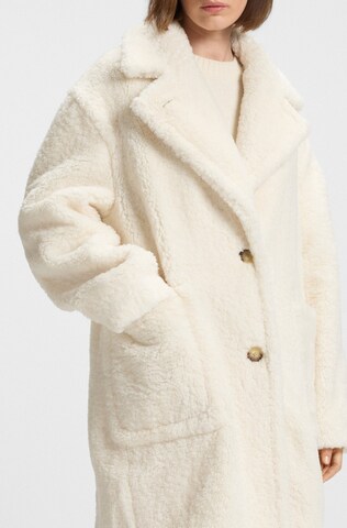 BOSS Wintermantel in Weiß