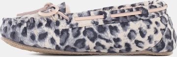 Pantoufle 'Cally' Minnetonka en gris : devant