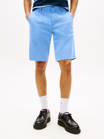 Tommy Jeans Regular Trousers 'SCANTON' in Blue: front