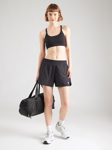 EA7 Emporio Armani Loosefit Παντελόνι φόρμας 'VENTUS7' σε μαύρο