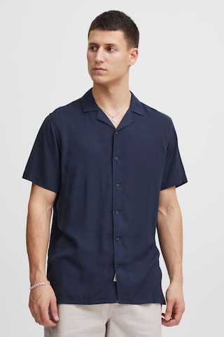 !Solid Regular fit Overhemd in Blauw: voorkant