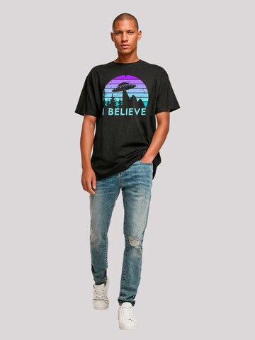 T-Shirt 'I Believe UFO Alien Raumschiff Retro' F4NT4STIC en noir