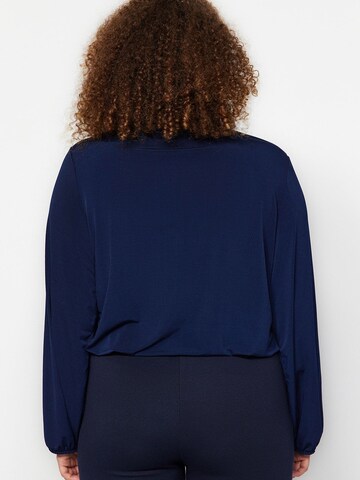 Trendyol Curve Blus i blå