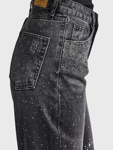 IT'S BASIC Regular Jeans 'RHINESTONE STRAIGHT MID RISE JEANS' in Zwart
