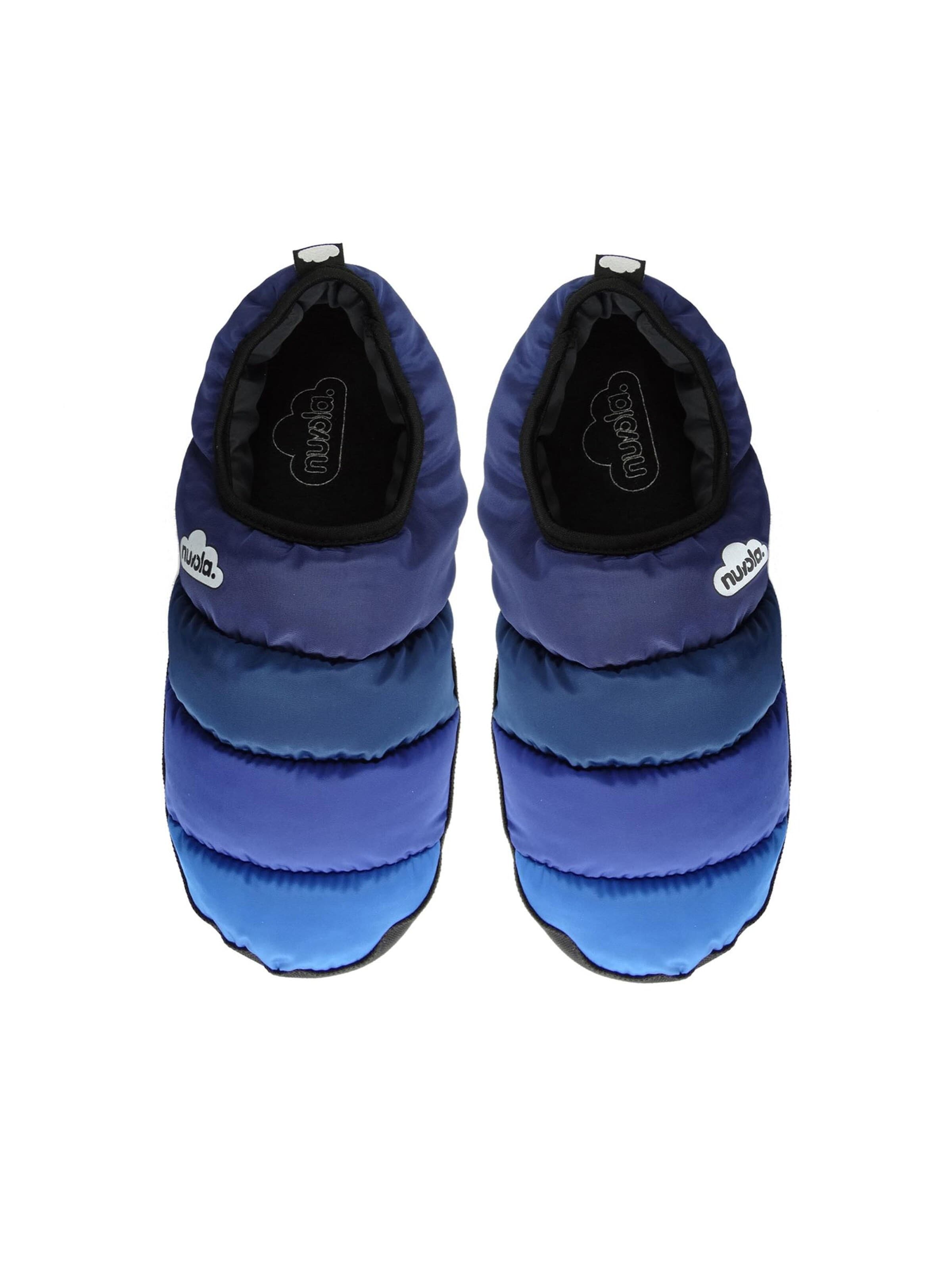 Nuvola. - Pantufa em azul