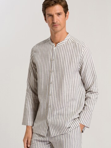 Hanro Regular fit Button Up Shirt 'Anteo' in Beige: front